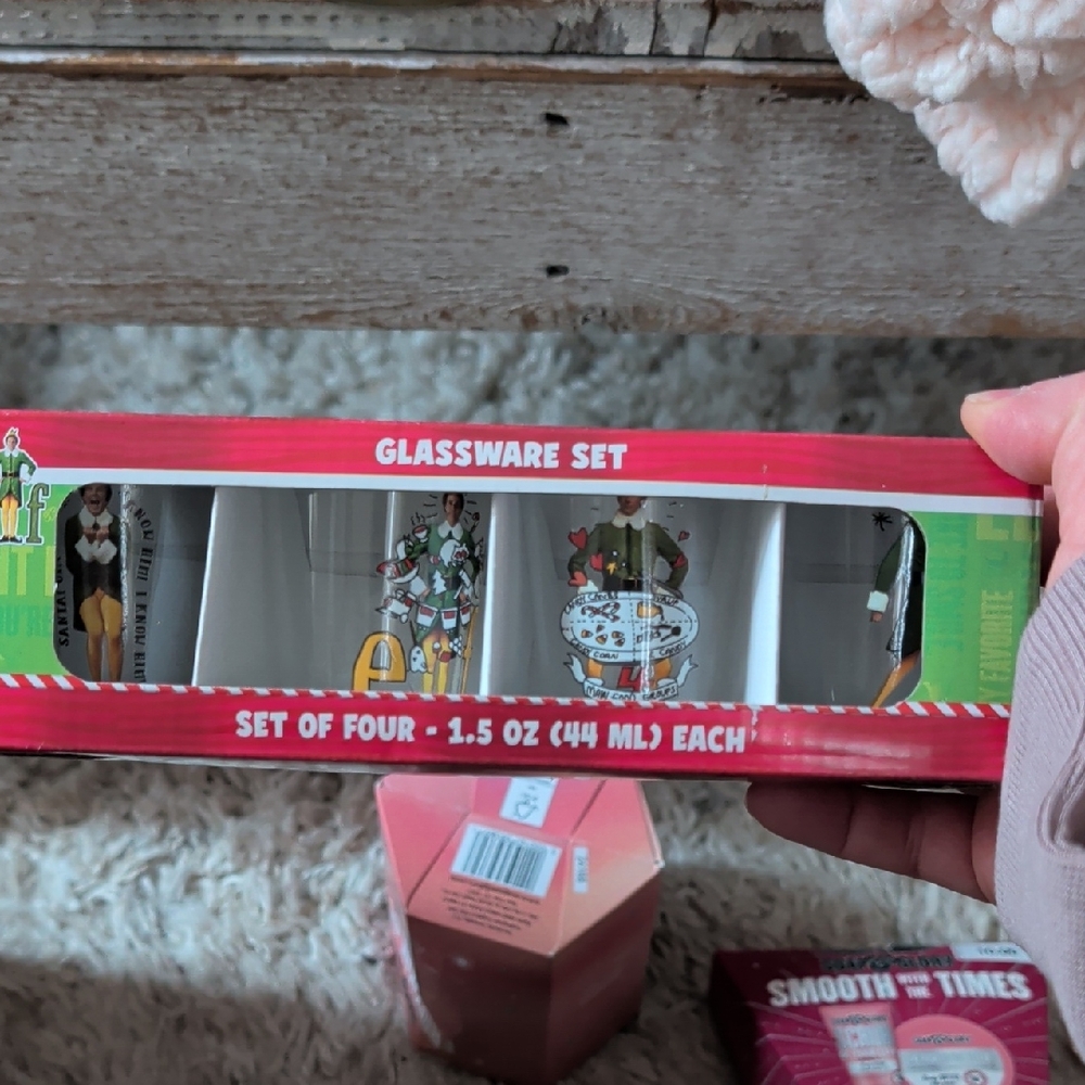 Elf Shot Glass Set